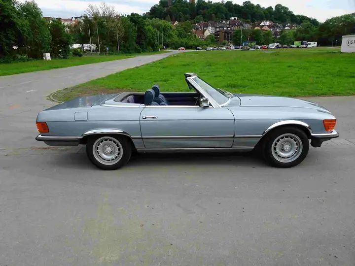 Mercedes-Benz 200 - 300 • 1981 • 257,000 km 13
