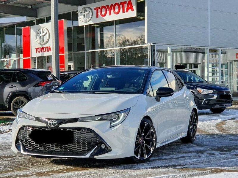 Toyota Corolla • 2020 • 40,000 km 2