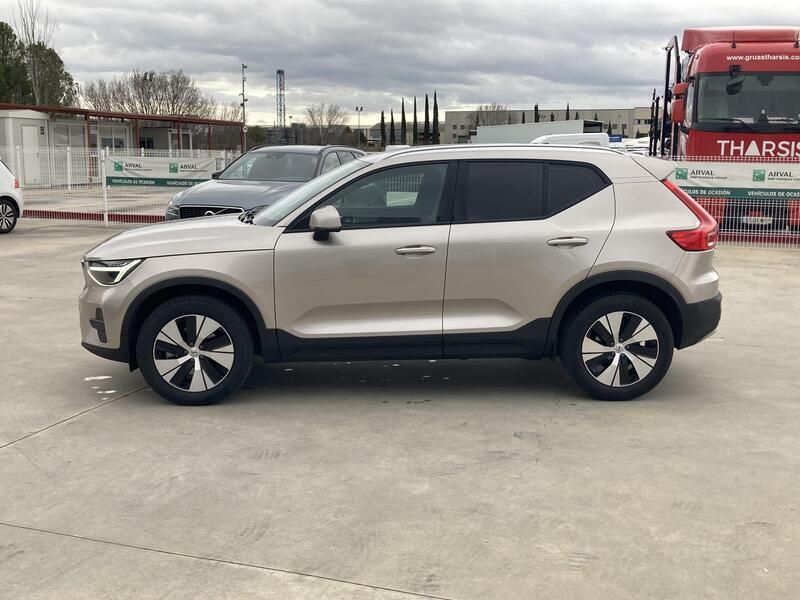 Volvo XC40 • 2024 • 45,624 km 6