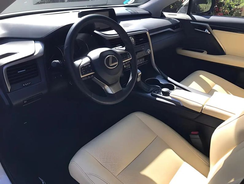 Lexus RX • 2018 • 125,000 km 5