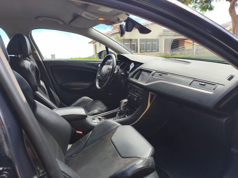 Citroën C5 • 2008 • 167,000 km 4
