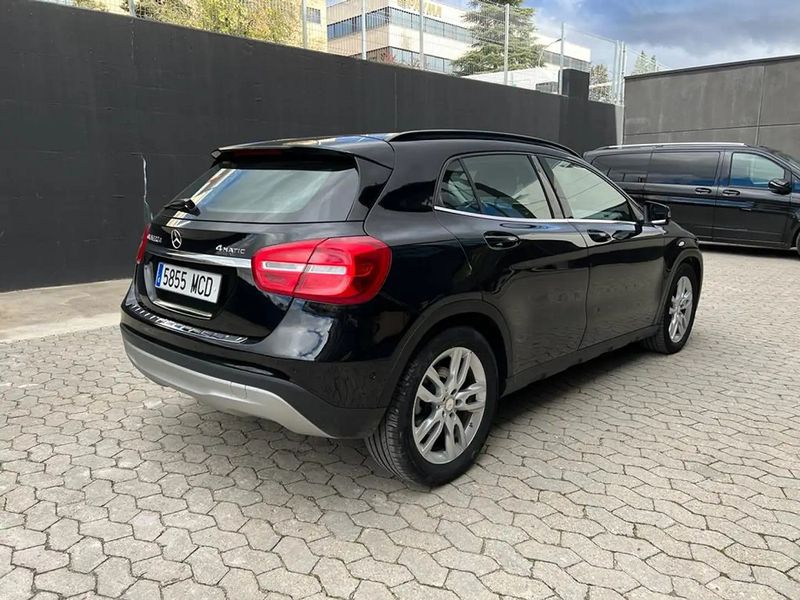 Mercedes-Benz GLA-Class • 2017 • 50,000 km 7