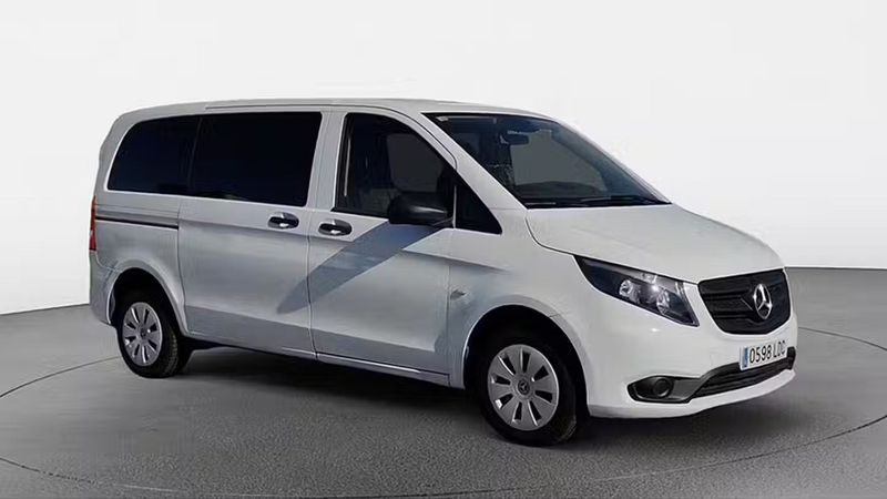 Mercedes-Benz 115 • 2019 • 120,138 km 9