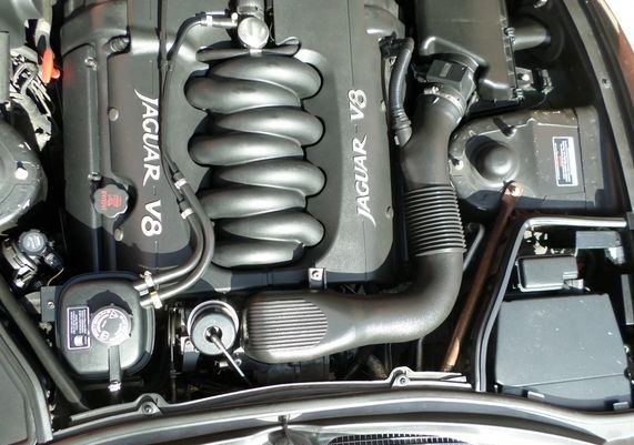 Jaguar XK8 Convertible • 2000 • 180,000 km 7