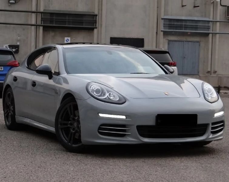 Porsche Panamera • 2013 • 204,500 km 1