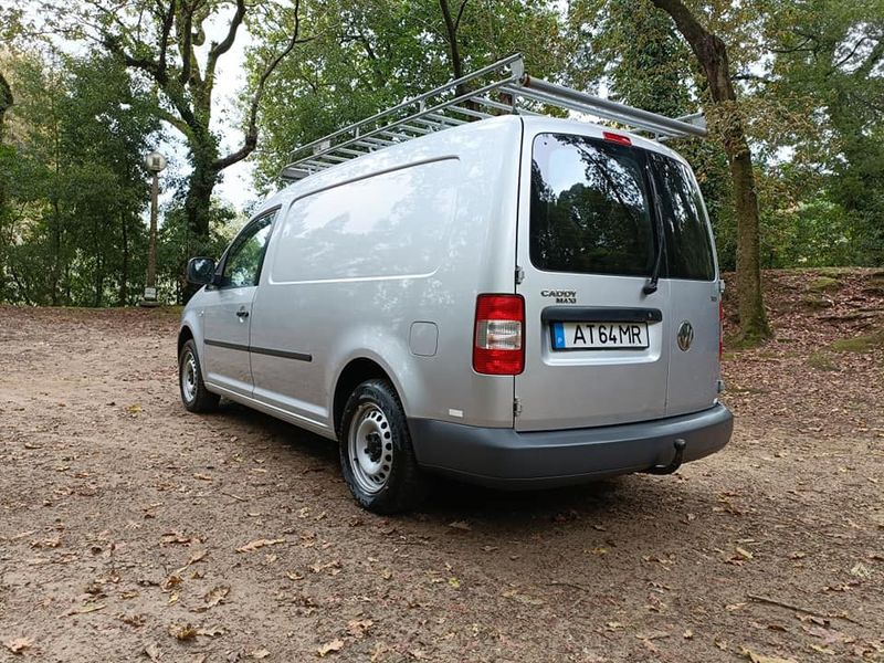 Volkswagen Caddy • 2010 • 157,000 km 5