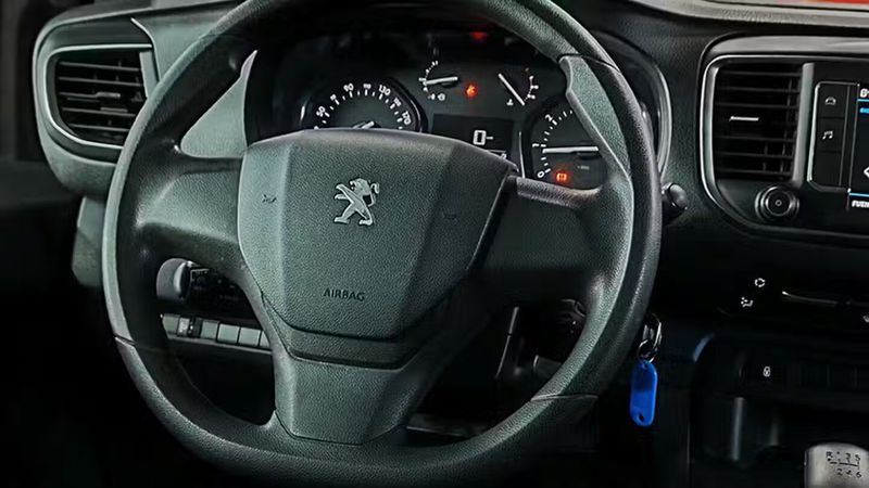 Peugeot Bipper • 2018 • 117,724 km 7