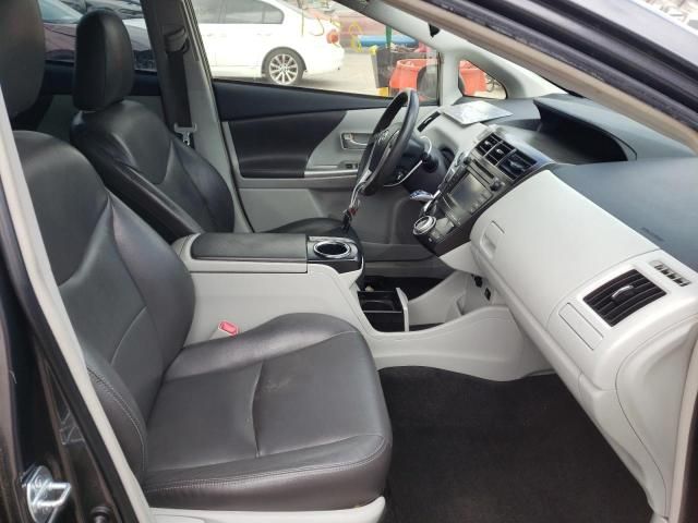 Toyota Prius • 2013 • 0 km 5