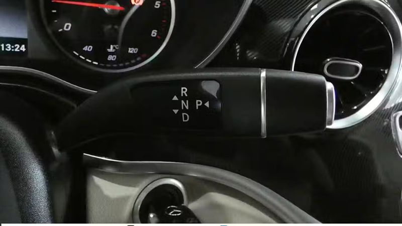 Mercedes-Benz Sprinter • 2019 • 76,030 km 20