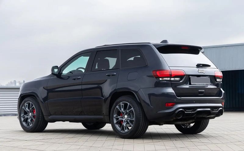 Jeep Grand Cherokee • 2014 • 101,000 km 3