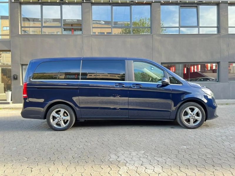 Mercedes-Benz 210 Van • 2019 • 67,000 km 3