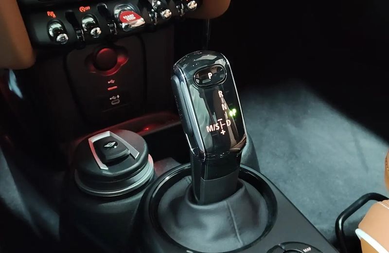 MINI Cooper • 2021 • 10,286 km 6