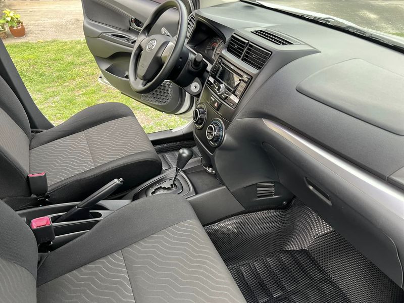 Toyota Avanza • 2017 • 17 km 5