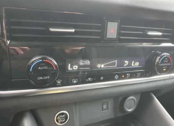 Nissan Qashqai • 2022 • 27,000 km 12