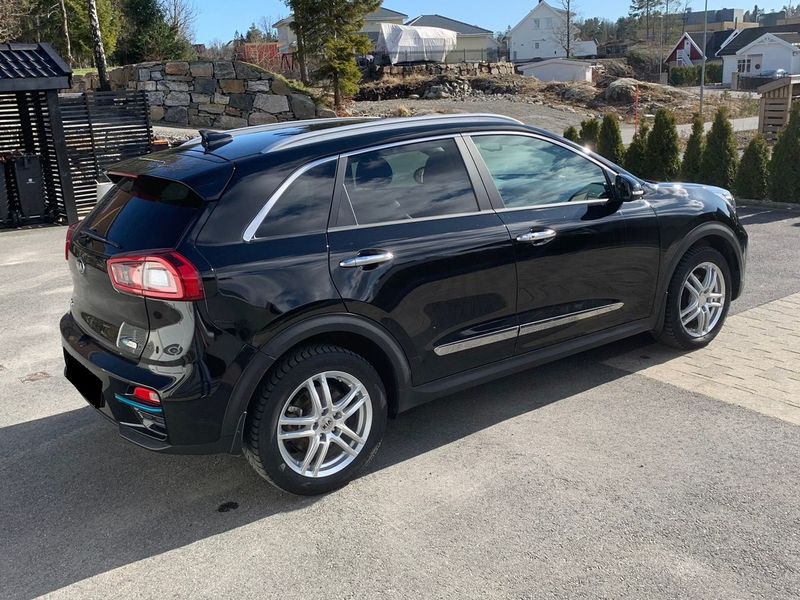 Kia Niro • 2019 • 23,376 km 4
