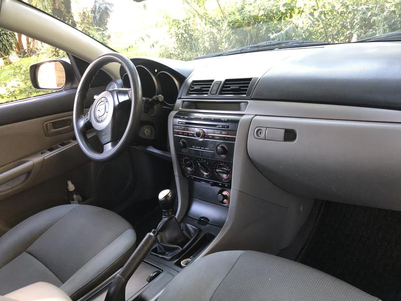 Mazda 3 • 2005 • 202,400 km 6