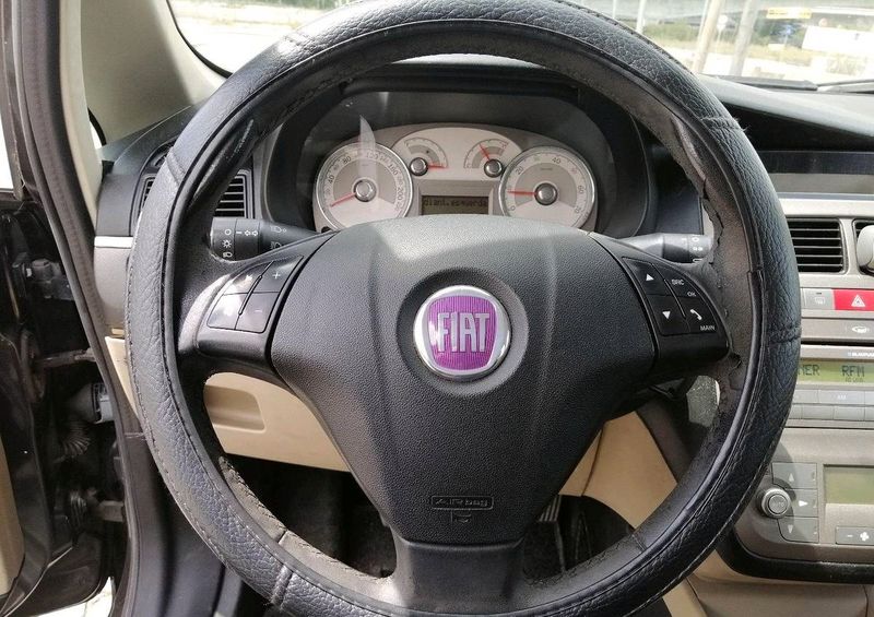 Fiat Linea • 2007 • 160,000 km 4