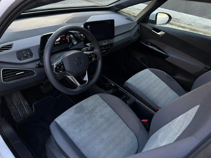 Volkswagen ID.4 • 2021 • 48,000 km 13