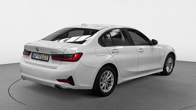 BMW 3 Series • 2019 • 106,800 km 3