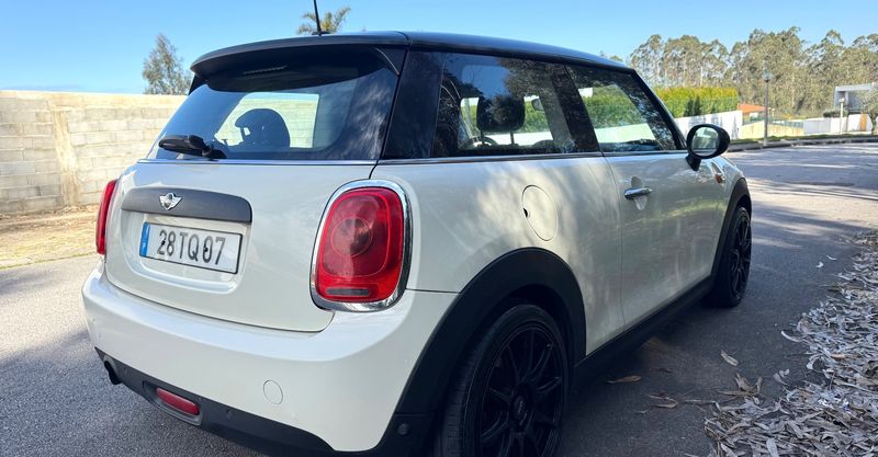 MINI Cooper D • 2014 • 183,822 km 4