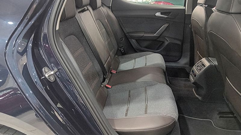 Seat Leon • 2021 • 29,432 km 20