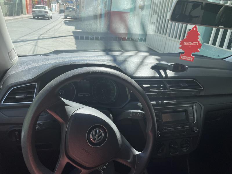Volkswagen Gol • 2018 • 34,500 km 3