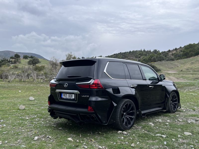 Lexus LX • 2019 • 37,000 km 7