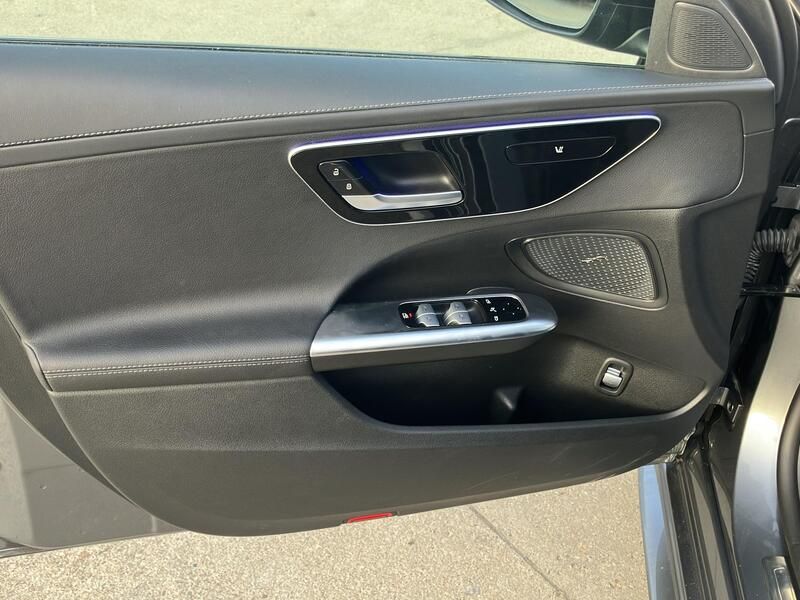 Mercedes-Benz C-Class • 2023 • 85,051 km 10