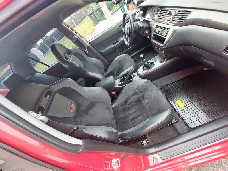 Mitsubishi Lancer • 2006 • 125,000 km 5