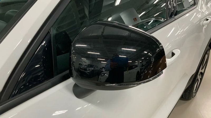 Volvo XC40 • 2021 • 68,500 km 10