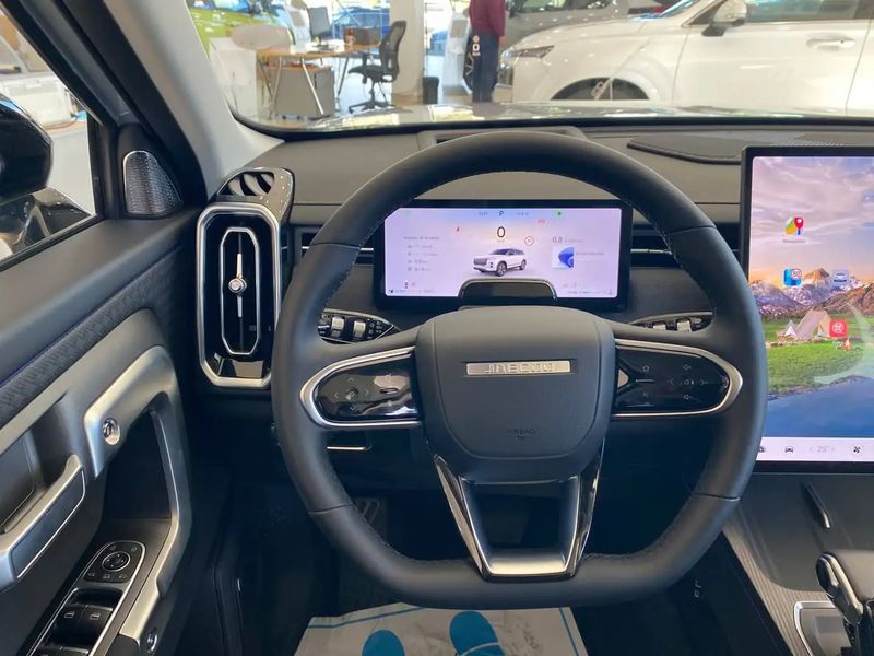 Jeep Grand Cherokee • 2025 • 7,500 km 12