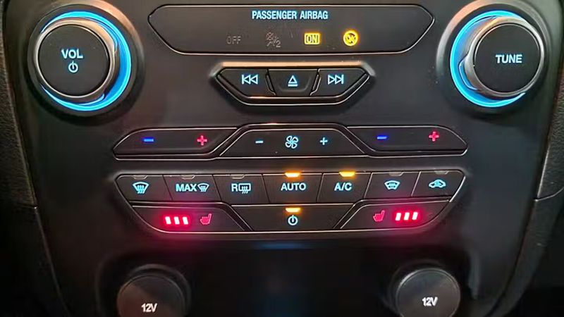 Ford Ranger • 2020 • 135,841 km 26