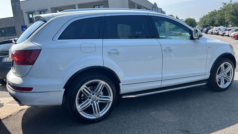 Audi Q7 • 2010 • 256,000 km 5