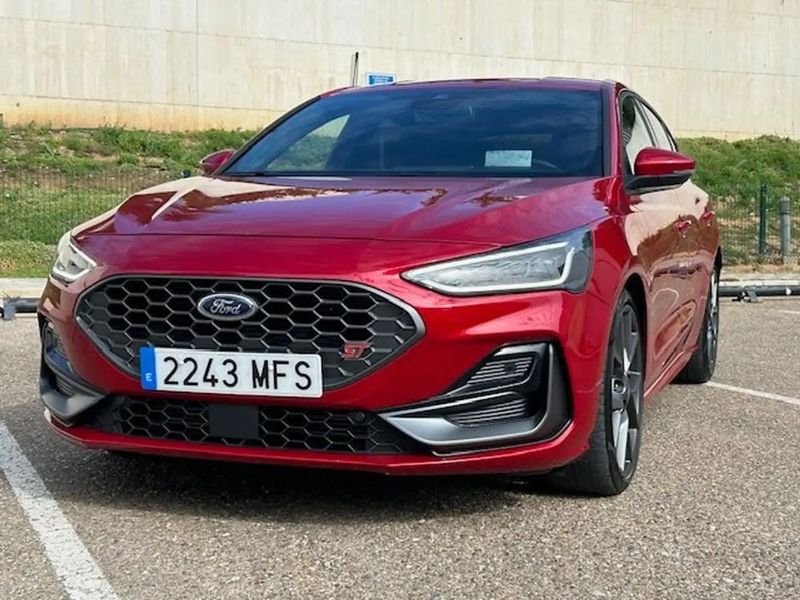 Ford Focus • 2023 • 30,000 km 4