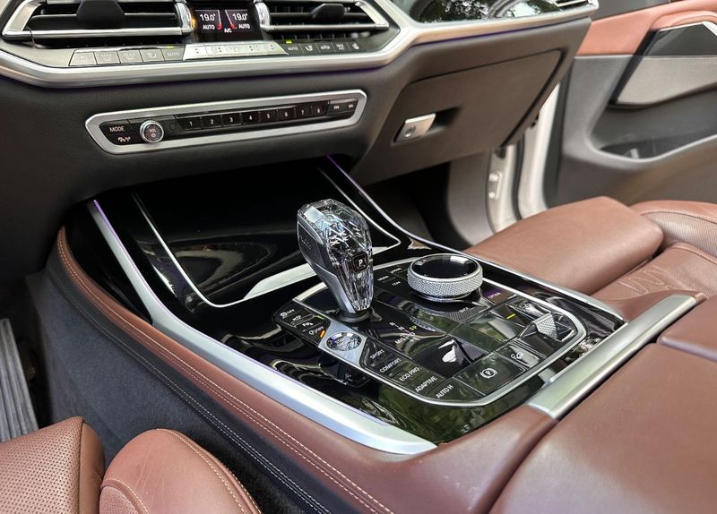 BMW X7 • 2019 • 82,000 km 8