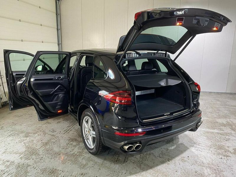 Porsche Cayenne • 2017 • 70,000 km 9