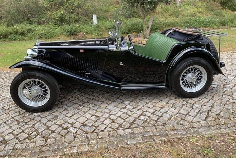 Maybach 62 • 1980 • 10,000 km 2