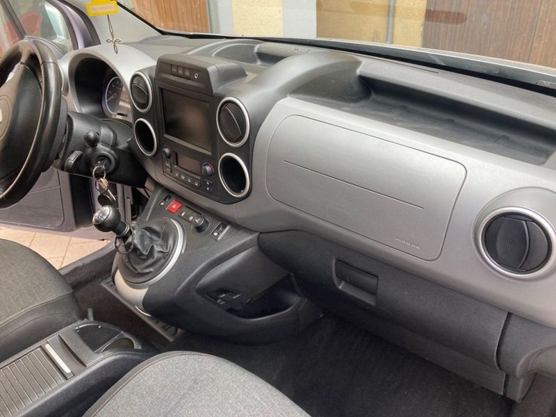 Citroën Berlingo • 2016 • 120,000 km 3