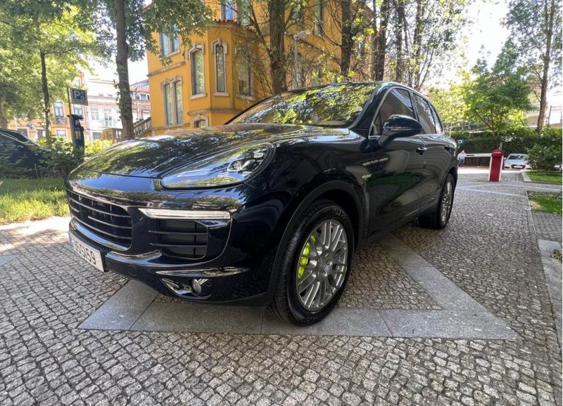 Porsche Cayenne • 2017 • 100,000 km 1