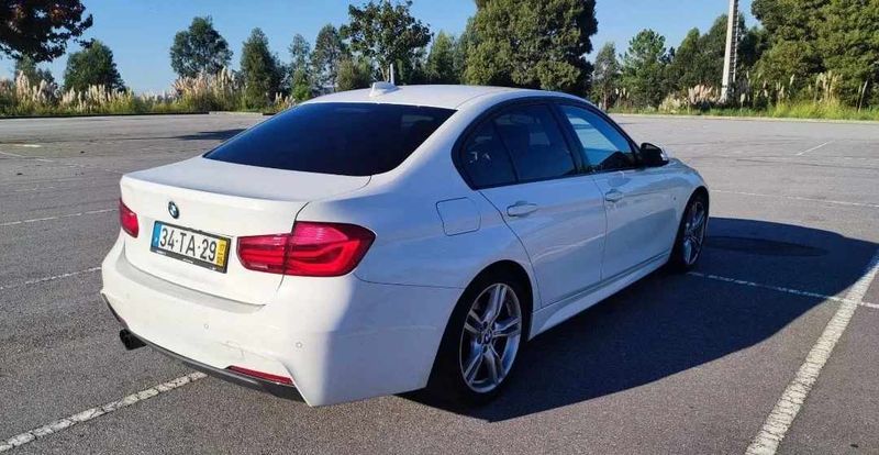 BMW 3 Series • 2017 • 250,000 km 2