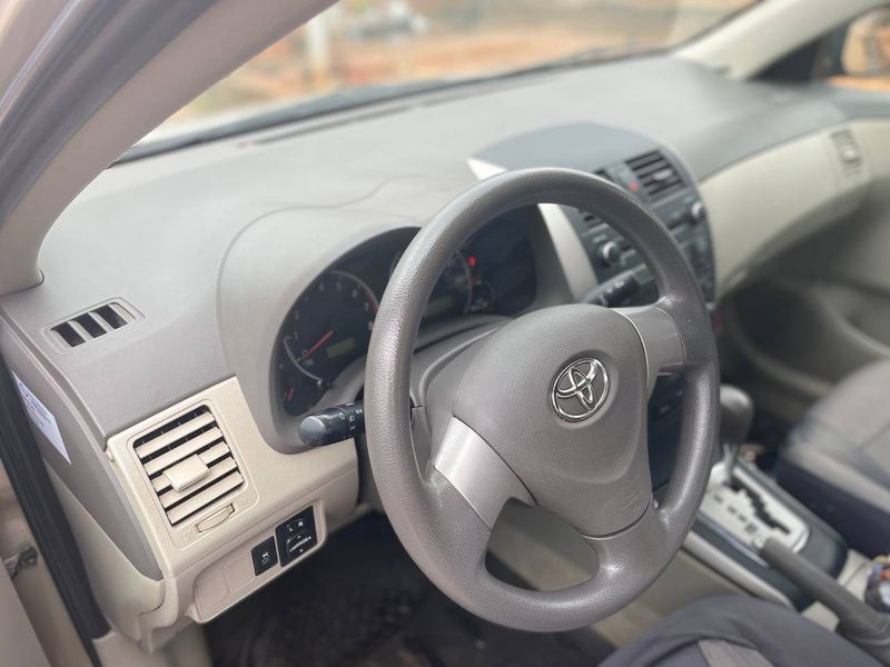 Toyota Corolla • 2010 • 84,953 km 6