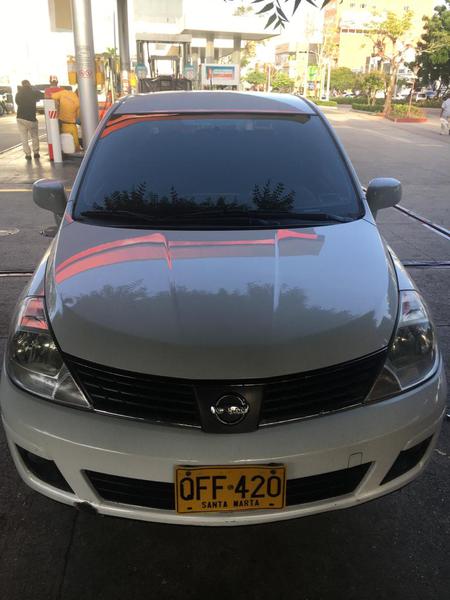 Nissan Tiida • 2008 • 80,000 km 2