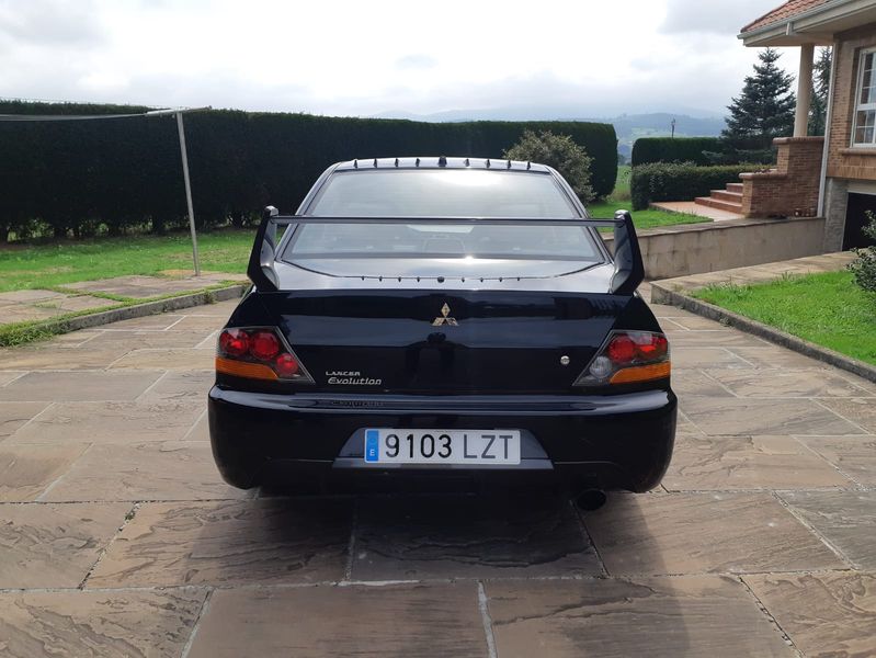 Mitsubishi Lancer Evolution • 2006 • 65,000 km 2