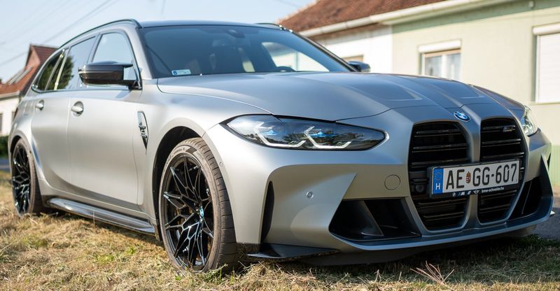 BMW M3 • 2023 • 3,900 km 2