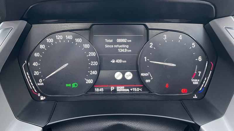 BMW Z4 • 2022 • 6,992 km 2