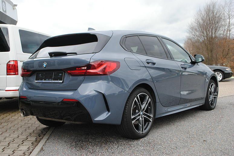 BMW 1 Series • 2019 • 57,800 km 2