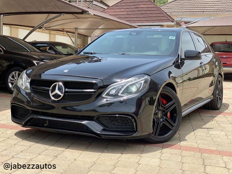 Mercedes-Benz E • 2012 • 10,000 km 1