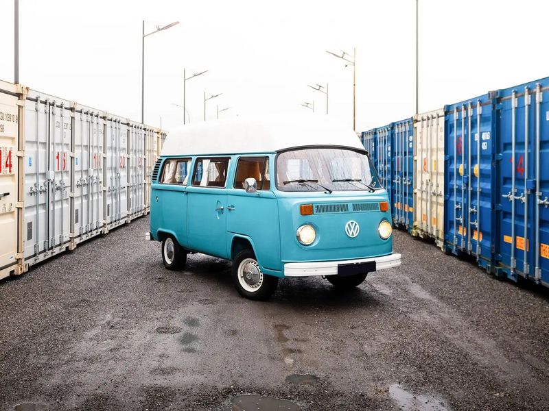 Volkswagen Multivan • 1989 • 220,800 km 6