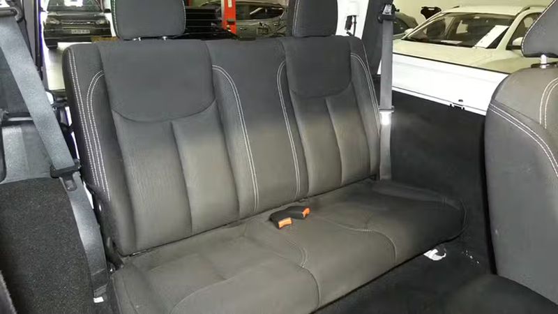 Jeep Wrangler • 2018 • 64,500 km 6