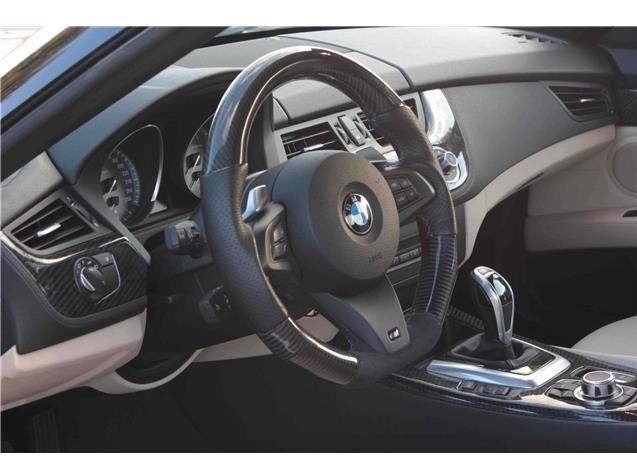 BMW Z4 • 2010 • 82,000 km 9